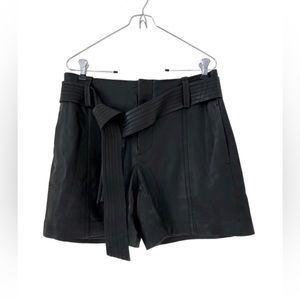 NWT Vince Women’s 100% Lamb Leather High Rise Shorts Size 2
